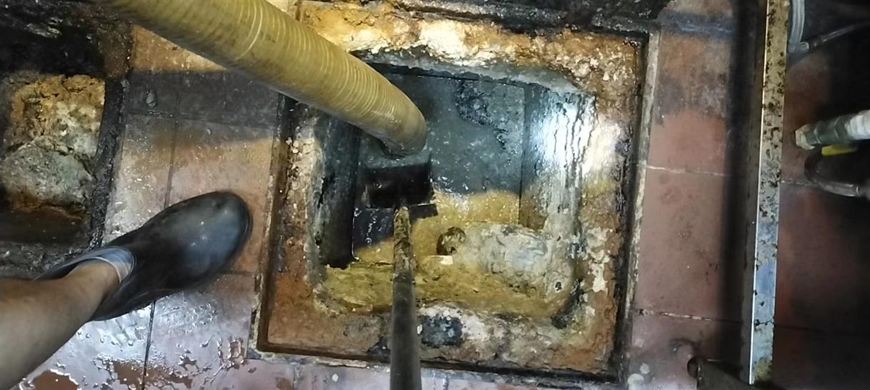 成县污水池清理一般都有毒气，怎么预防中毒呢？