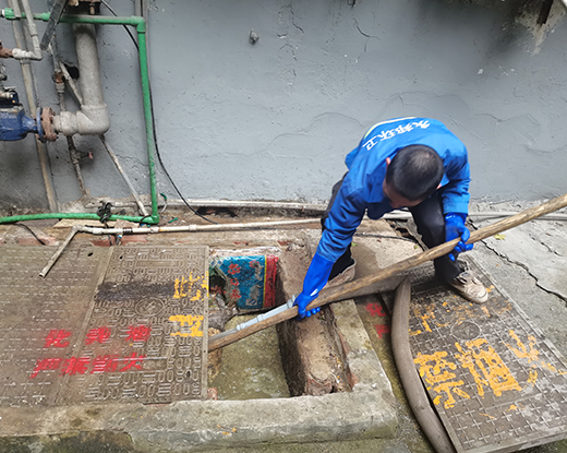 成县清掏化粪池